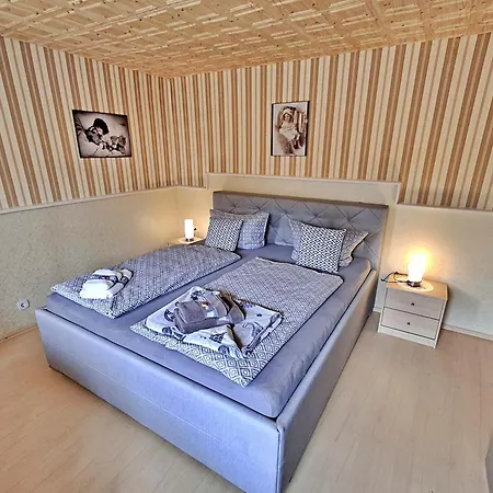 Holiday home Lucas *